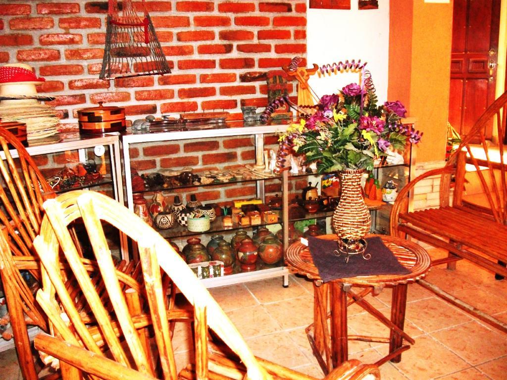 Hotel & Hostal Yaxkin Copan Exterior photo
