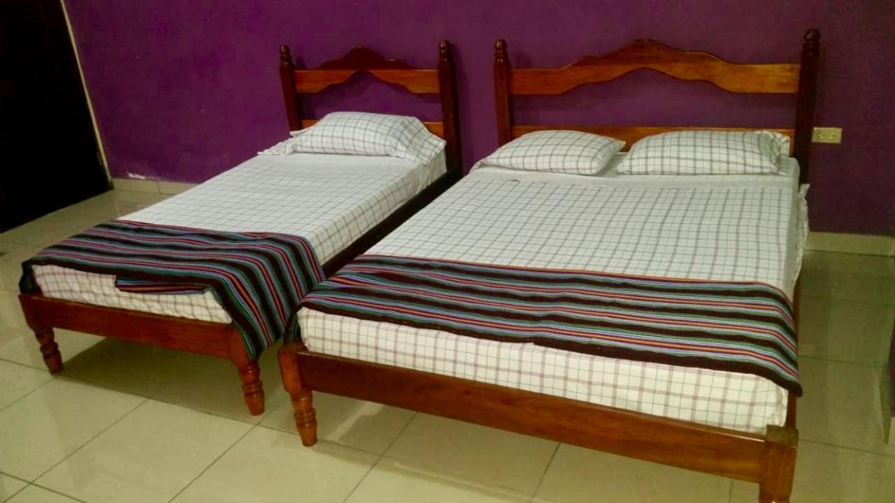 Hotel & Hostal Yaxkin Copan Exterior photo